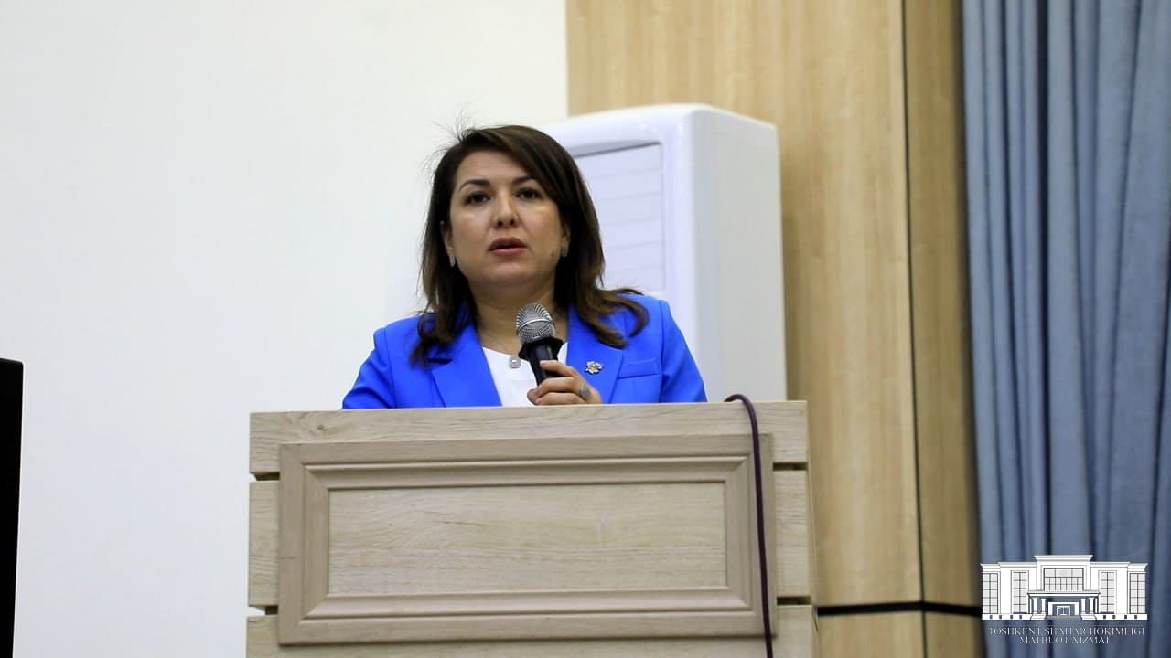 Uchtepa tuman Madaniyat markazida “Oila jamiyat va davlat muhofazasida” mavzusidagi davra suhbati bo‘lib o‘tdi.