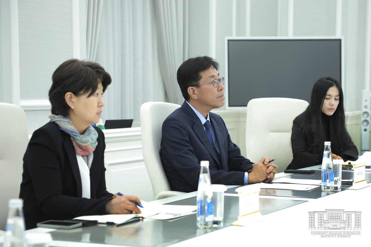 Состоялась встреча хокима Ташкента Шавката Умурзакова с Чрезвычайным и полномочным послом Республики Корея в Узбекистане господином Вон До Ёном