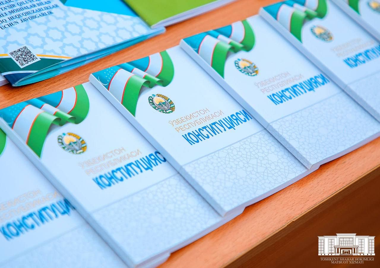 Poytaxtda "Konstitutsiya ko'chasi" ramziy darvozasi ochildi