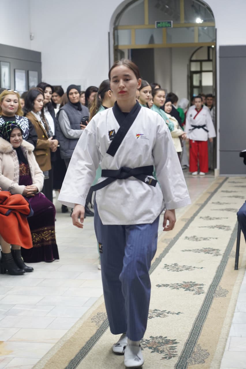 “O‘zbek ayoli - o‘tmish, nafosat, kelajak ramzi” nomli anʼanaviy IV Respublika fotoko‘rgazmasi tashkil etildi.