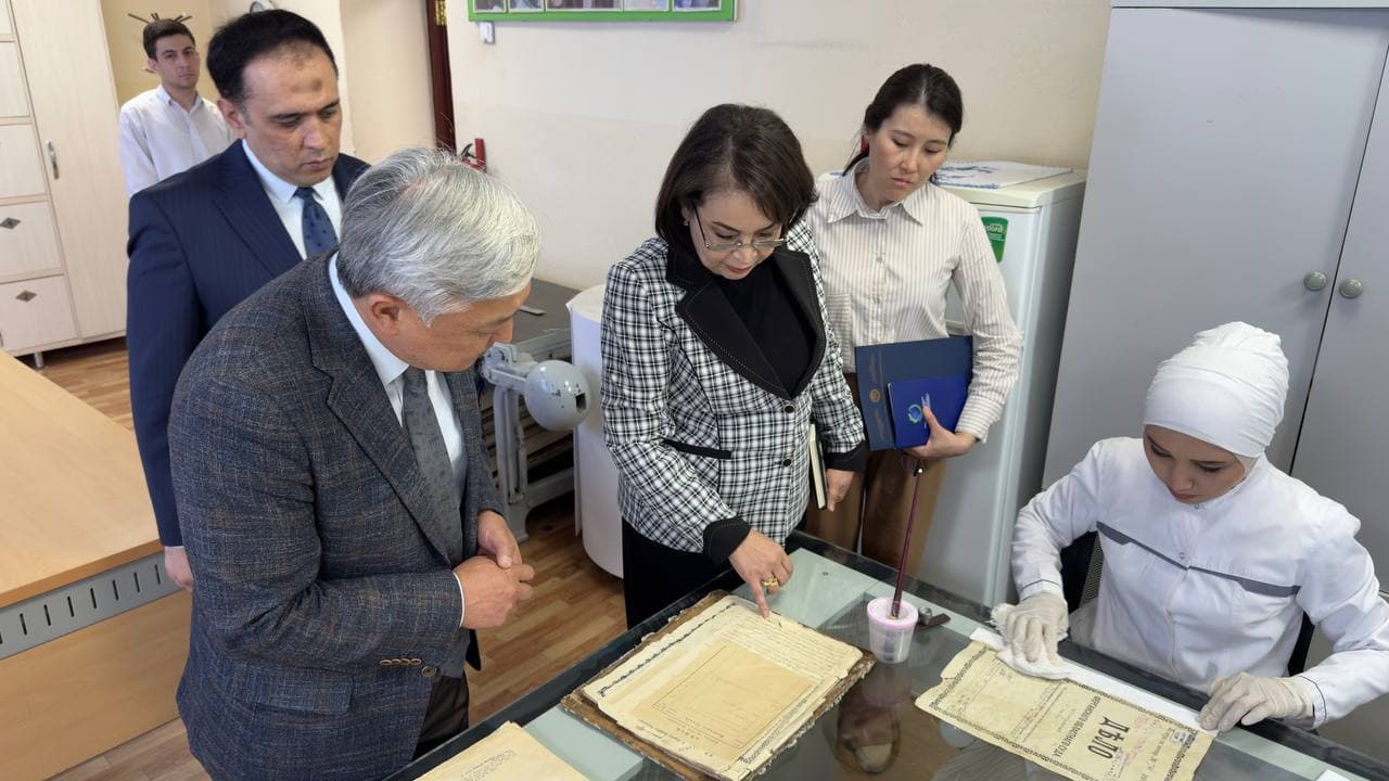 Qirg‘iz Respublikasining Oʻzbekiston Respublikasidagi Favqulodda va Muxtor Elchi Chotonov Duyshenkul Tezekbayevich “Oʻzarxiv” agentligiga tashrif buyurdi