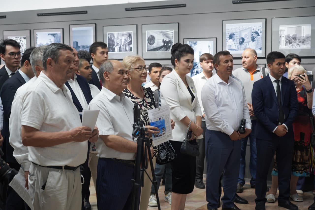 ‘‘Vatan uchun, millat uchun, xalq uchun!’’ shiori ostida "Yangi Oʼzbekistonni suratlarda kashf etamiz" nomli fotoko‘rgazma tashkil etildi