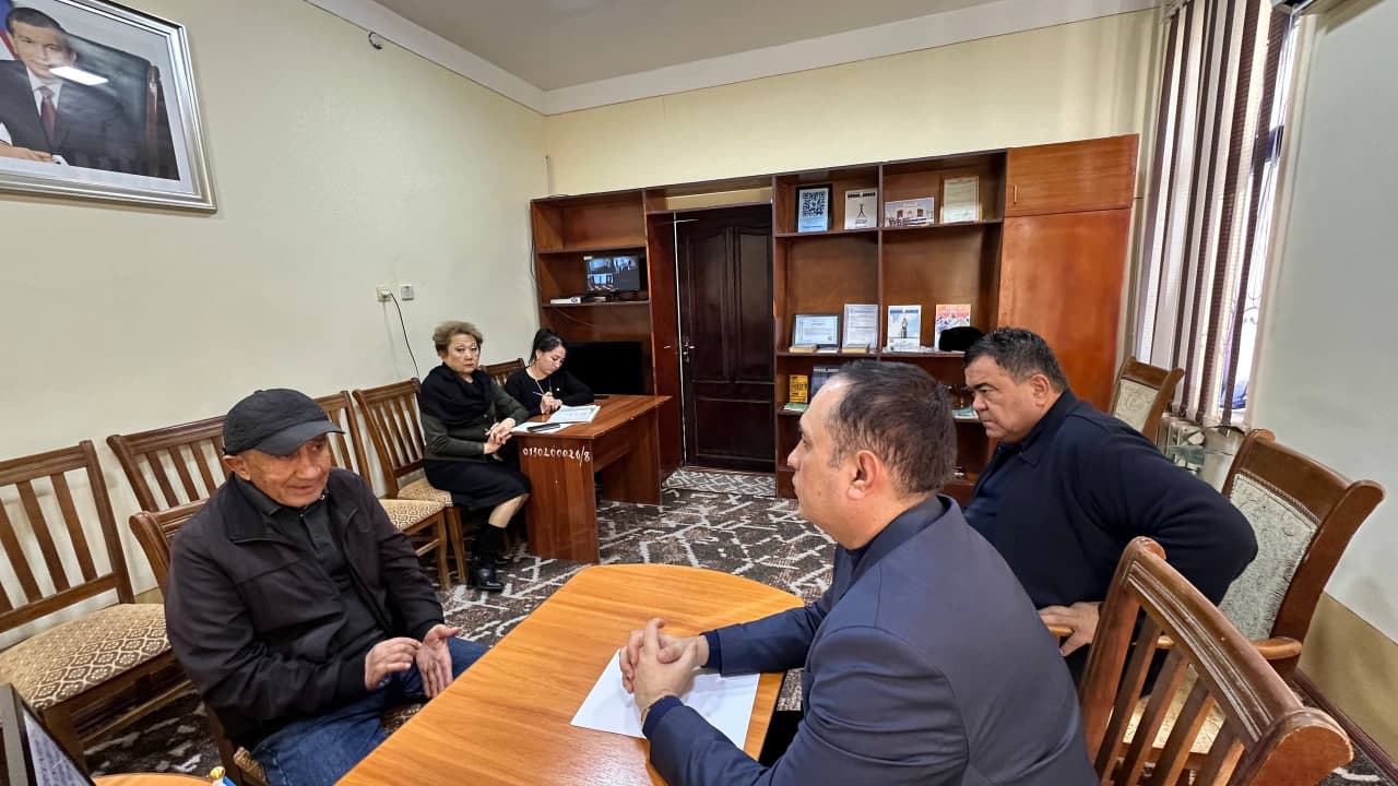 “Oʻzarxiv” agentligi direktori Ulugʻbek Yusupov Qashqadaryo viloyati G‘uzor tuman davlat arxivida jismoniy va yuridik shaxslar ishtirokida sayyor qabul o‘tkazdi.