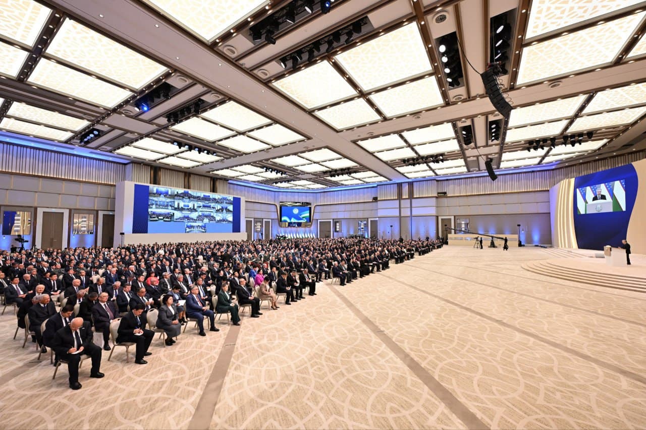 Президент Мурожаатномаси: янги Ўзбекистон ислоҳотларининг ҳужжатли хроникаси ва тарихий хотираси