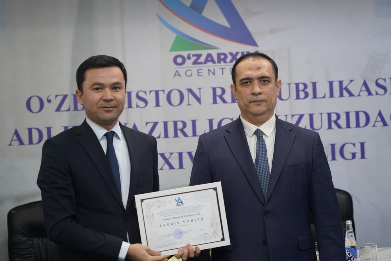 Yil yakunlari bo‘yicha alohida o‘rnak ko‘rsatgan “O‘zarxiv” agentligi tizimi xodimlarini taqdirlash marosimi bo‘lib o‘tdi