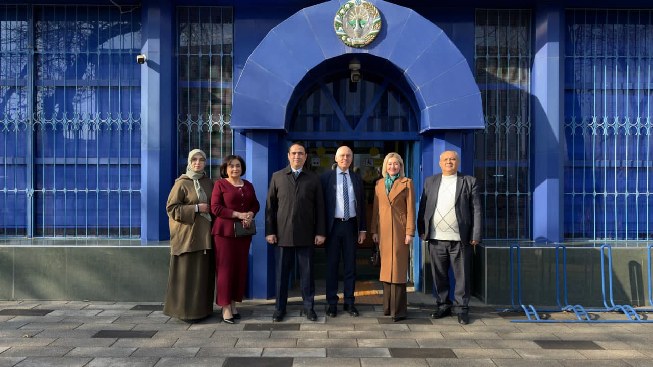 “FamilySearch” nodavlat notijorat tashkiloti Yevropa bo‘yicha strategik biznes-menejeri Tomas Hengst “O‘zarxiv” agentligida bo‘ldi