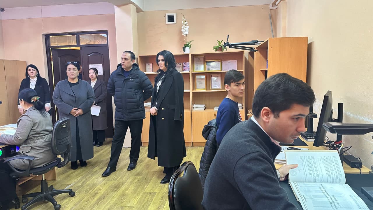 “Oʻzarxiv” agentligi direktori U. Yusupov Toshkent shahar markaziy davlat arxivida boʻldi
