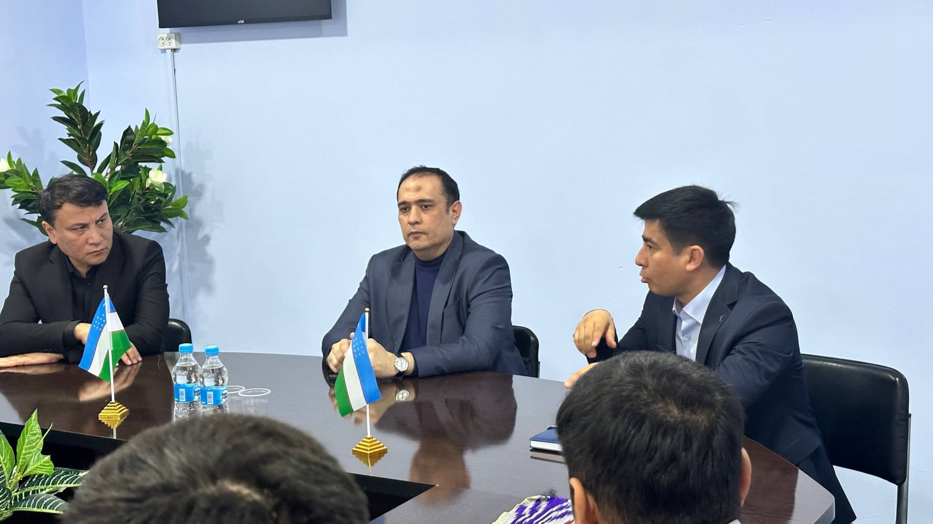 «Ўзархив» агентлиги директори У. Юсупов Фарғона вилоятидаги Ёш архивчи ходимлар билан учрашув ўтказди