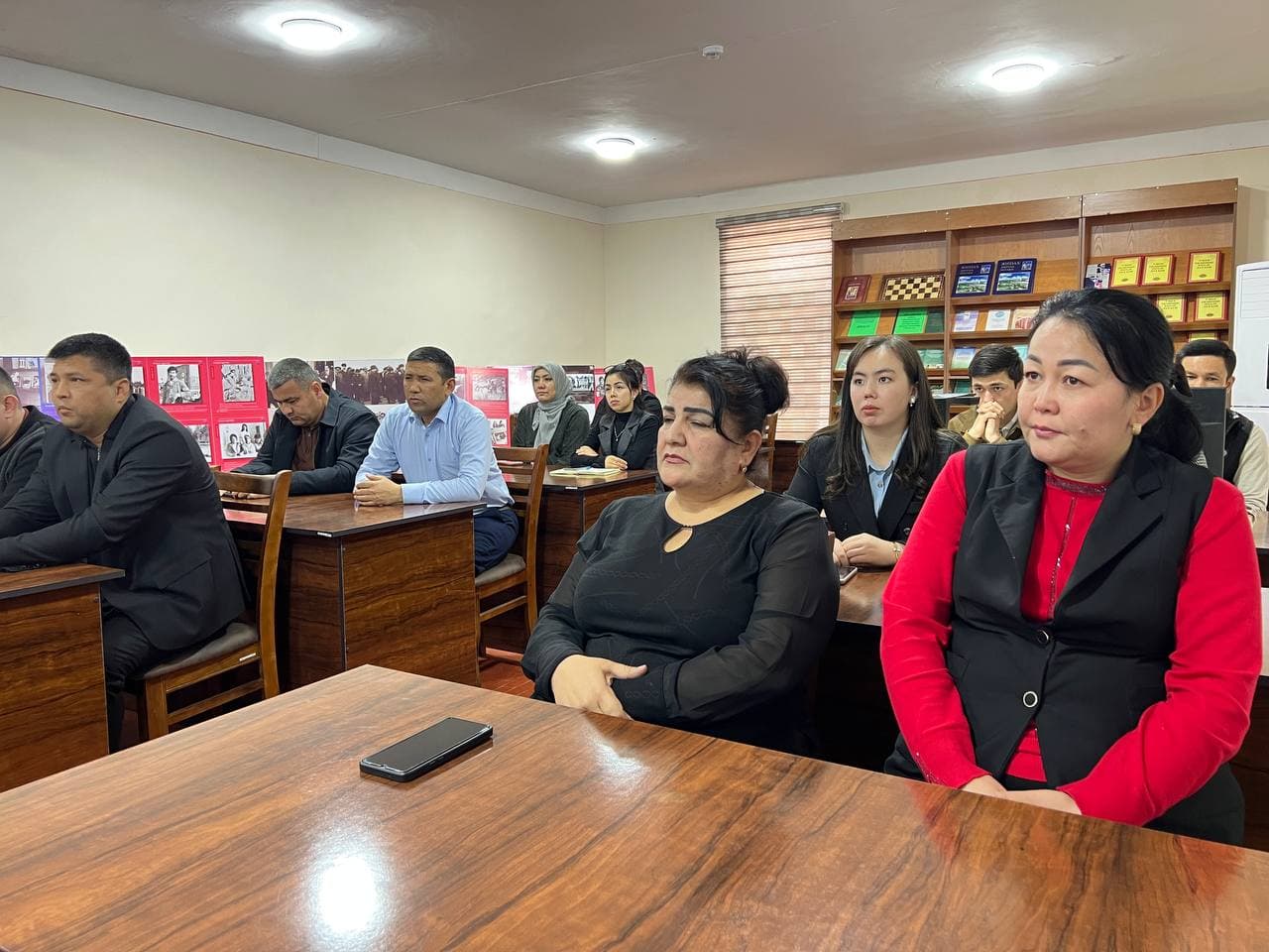 Jizzax viloyat arxiv ishi hududiy boshqarmasida korrupsiyaga qarshi kurashishga qaratilgan "Halollik vaksinasi" mavzusida seminar tashkil etildi.