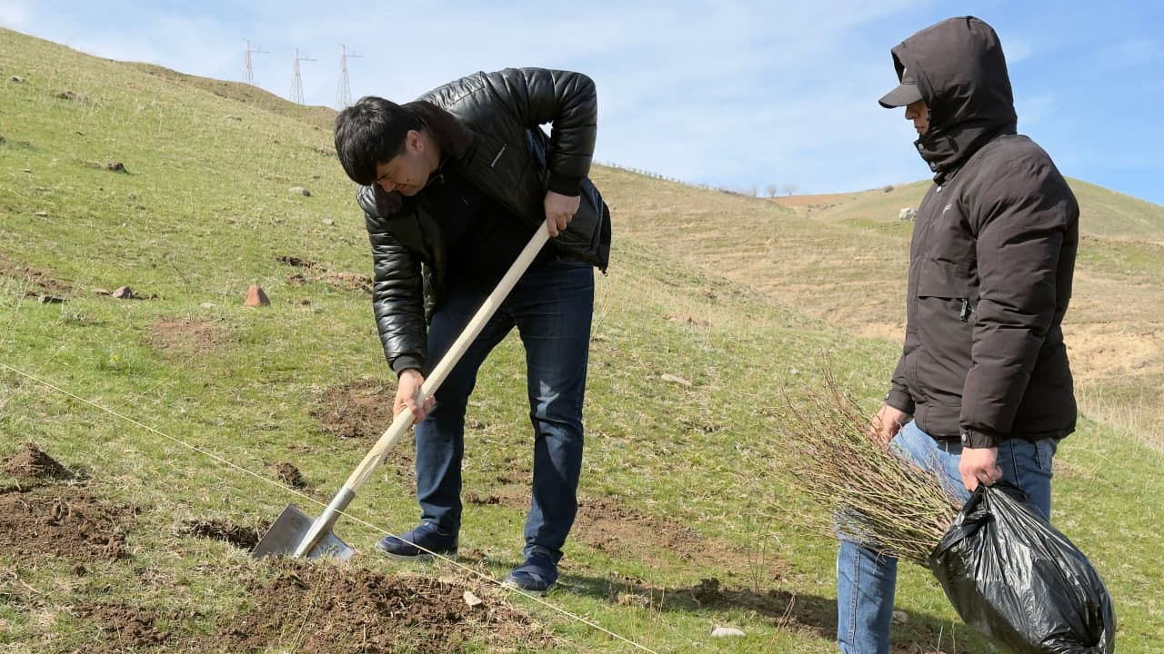 “O‘zarxiv” agentligi jamoasi "Yurt obodligi, avvalo, mahalladan boshlanadi!" shiori ostida umumxalq hasharida faol ishtirok etmoqda