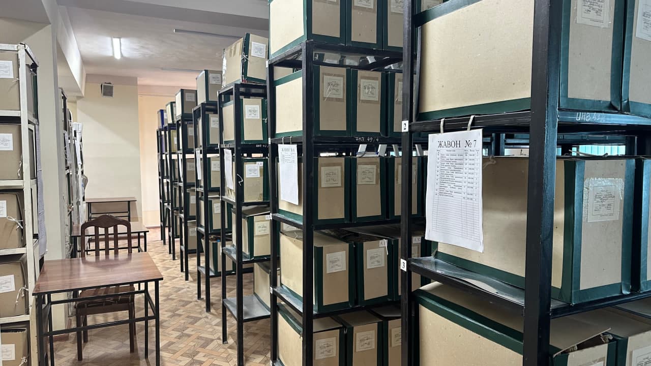 «Ўзархив» агентлиги директори Улуғбек Юсупов Хоразм вилоятидаги давлат архивларида бўлди