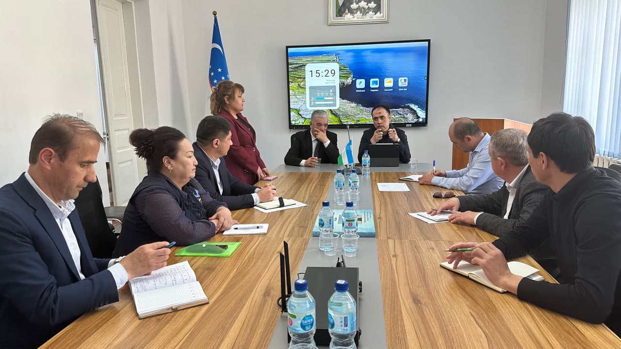 «Ўзархив» агентлиги директори Улуғбек Юсупов Хоразм вилоятидаги архив муассасалари раҳбарлари билан мулоқот ўтказди.