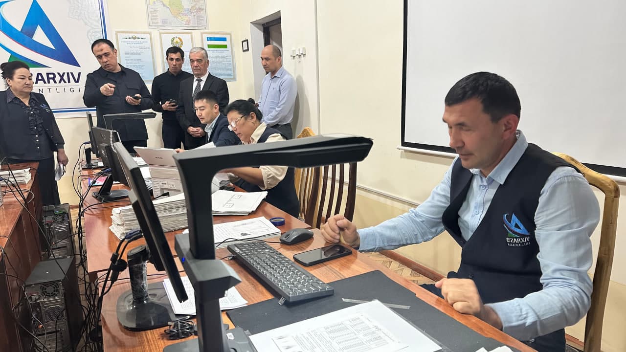 «Ўзархив» агентлиги директори Улуғбек Юсупов Хоразм вилоятидаги давлат архивларида бўлди