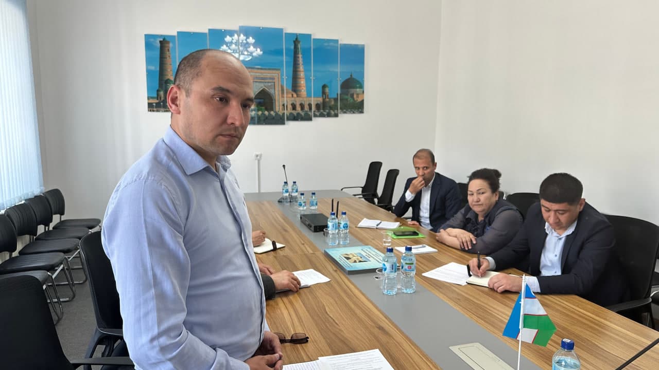 «Ўзархив» агентлиги директори Улуғбек Юсупов Хоразм вилоятидаги архив муассасалари раҳбарлари билан мулоқот ўтказди.