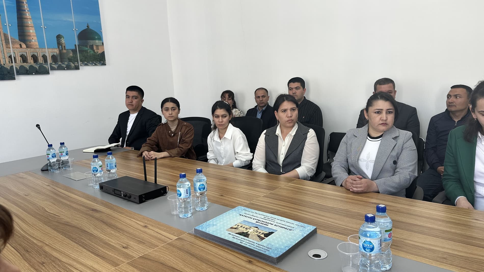 «Ўзархив» агентлиги директори У. Юсупов Хоразм вилоятидаги Ёш архивчи ходимлар билан учрашув ўтказди.