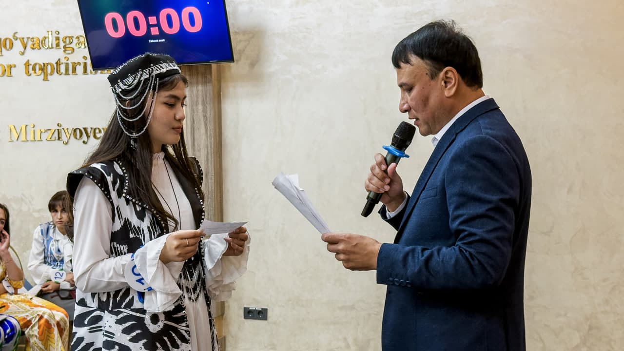 «Ўзархив» агентлиги тизимидаги архив муассасаларида фаолият юритаётган хотин-қизлар иштирокида “АРХИВ МАЛИКАЛАРИ-2026” Республика кўрик-танлови бўлиб ўтди