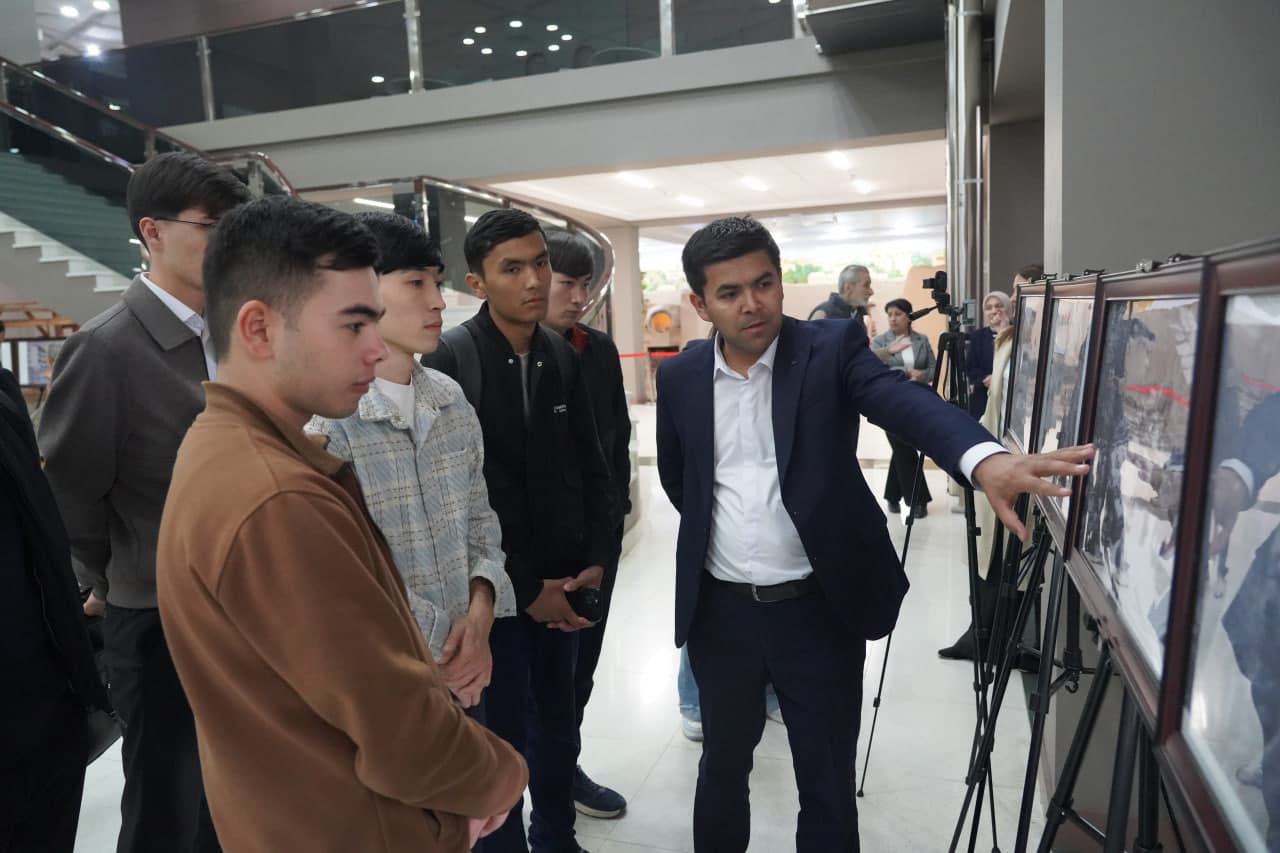 “Тошкент зилзиласи – халқлараро бирдамлик нуқтаси” мавзусида архив ҳужжатлари фотокўргазмаси ўтказилди