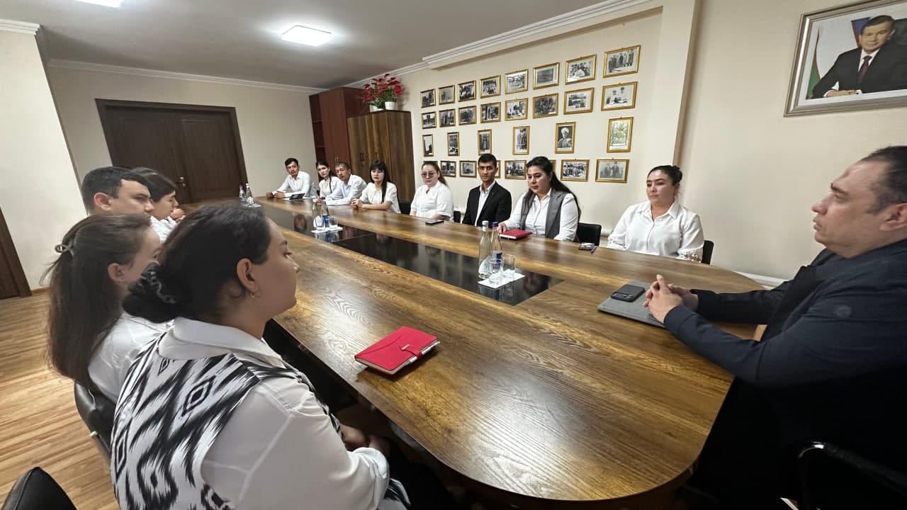 «Ўзархив» агентлиги директори У. Юсупов Бухоро вилоятидаги Ёш архивчи ходимлар билан учрашув ўтказди.