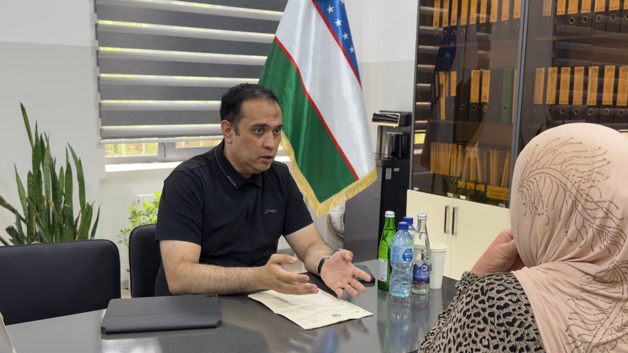 “O‘zarxiv” agentligi direktori Ulug‘bek Yusupov tomonidan Toshkent viloyat Olmaliq shahar davlat arxivida jismoniy va yuridik shaxslar ishtirokida sayyor qabul o‘tkazildi.