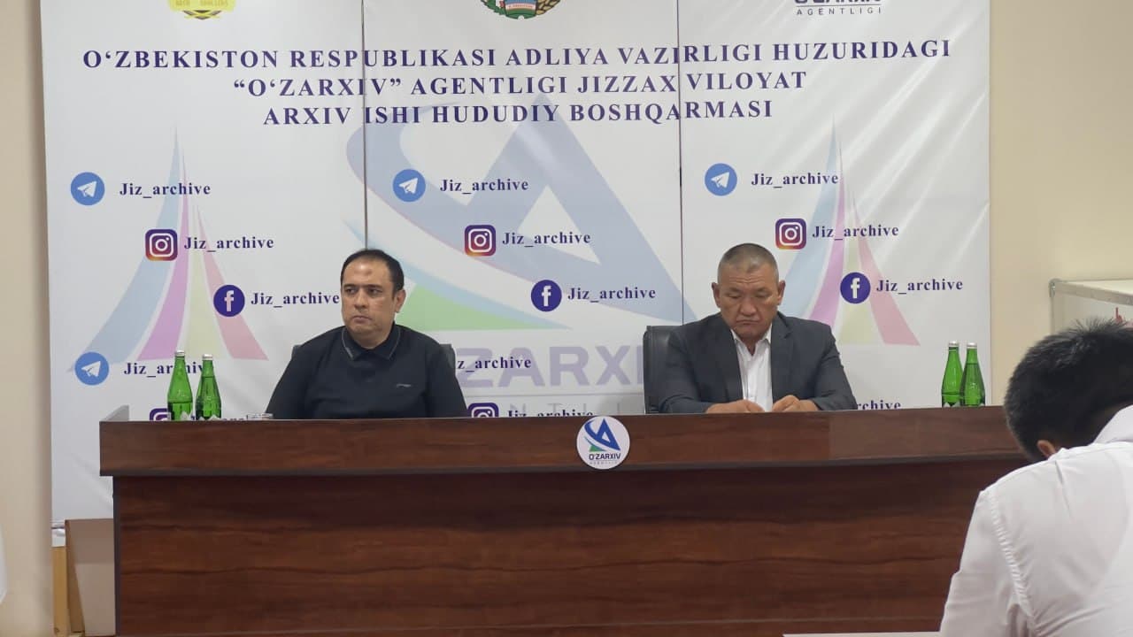 “Oʻzarxiv” agentligi direktori Ulugʻbek Yusupov Jizzax viloyatidagi arxiv muassasalari rahbarlari bilan muloqot oʻtkazdi.