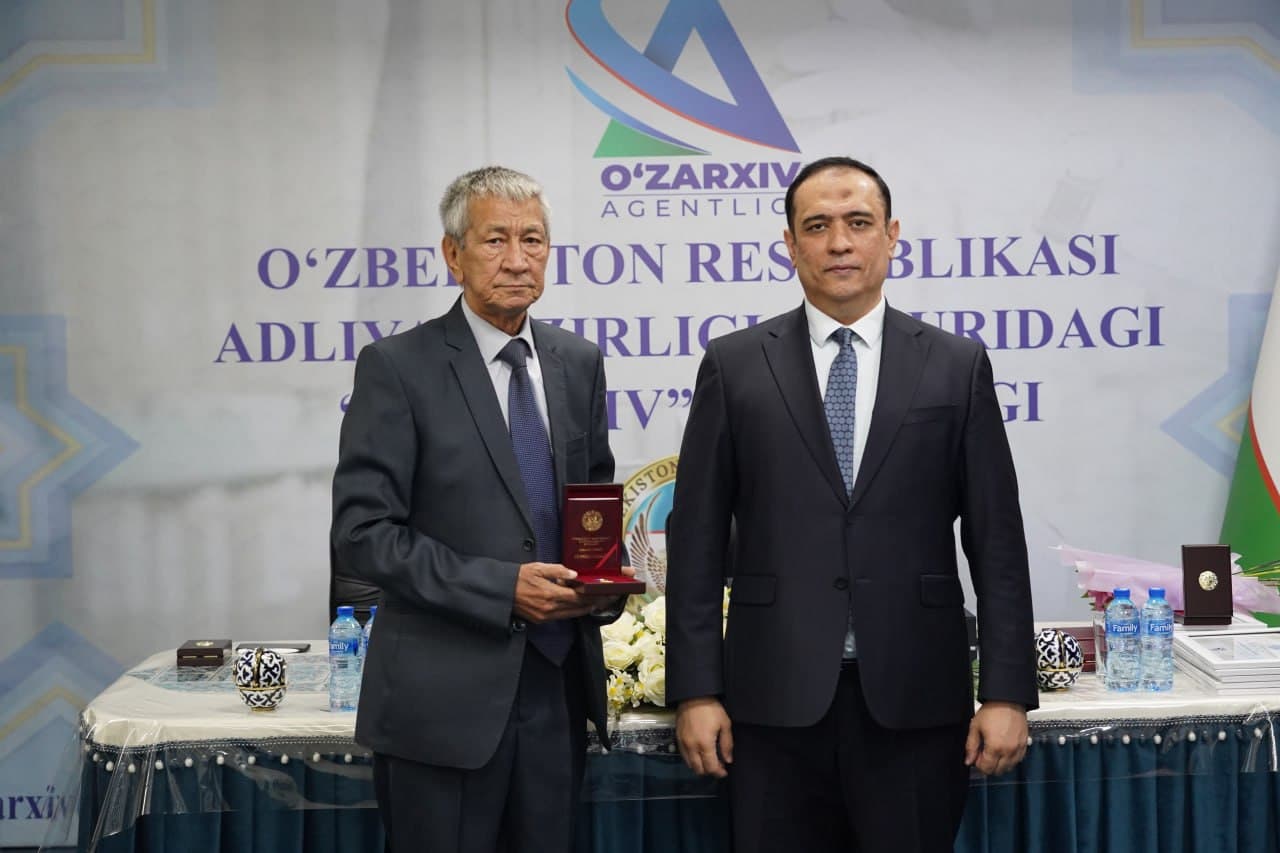 “YAGONA VATAN MADHI” — “O‘ZARXIV” AGENTLIGIDA BAYRAMONA TANTANA
