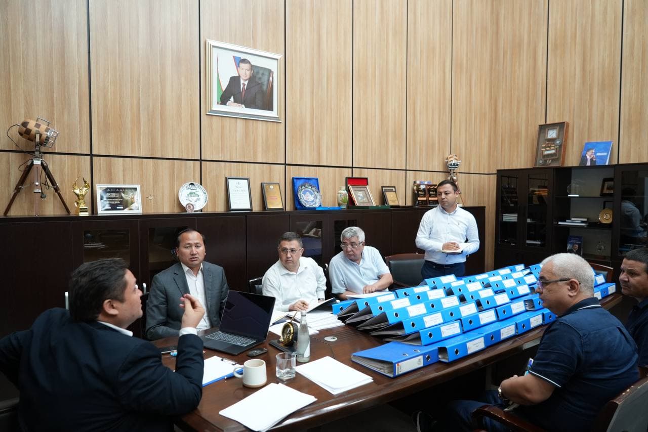 Madaniyat vazirining birinchi o‘rinbosari – Kinematografiya agentligi direktori Jahongir Ahmedovga Agentlik huzuridagi Badiiy kengash faoliyati yuzasidan hisobot taqdim etildi.
