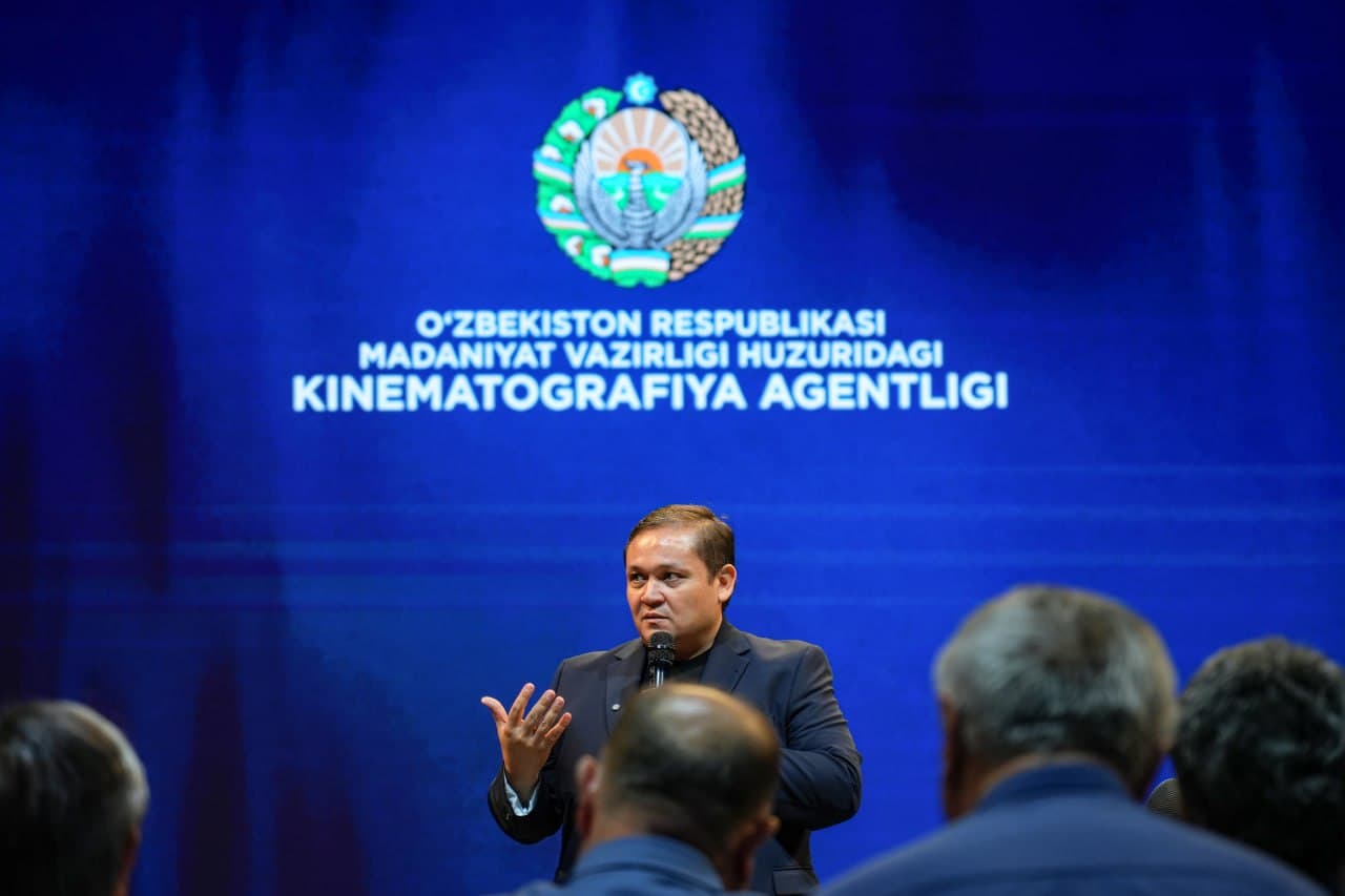 Soha haqida ochiq gaplashildi O‘zbekiston Respublikasi madaniyat vazirining birinchi o‘rinbosari — Kinematografiya agentligi direktori Jahongir Ahmedov kinoijodkorlar bilan ochiq muloqot o‘tkazdi.