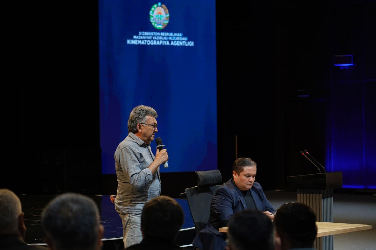 Soha haqida ochiq gaplashildi O‘zbekiston Respublikasi madaniyat vazirining birinchi o‘rinbosari — Kinematografiya agentligi direktori Jahongir Ahmedov kinoijodkorlar bilan ochiq muloqot o‘tkazdi.