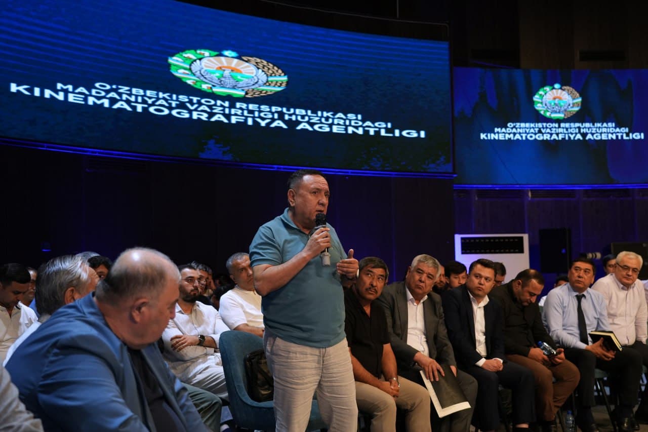Soha haqida ochiq gaplashildi O‘zbekiston Respublikasi madaniyat vazirining birinchi o‘rinbosari — Kinematografiya agentligi direktori Jahongir Ahmedov kinoijodkorlar bilan ochiq muloqot o‘tkazdi.