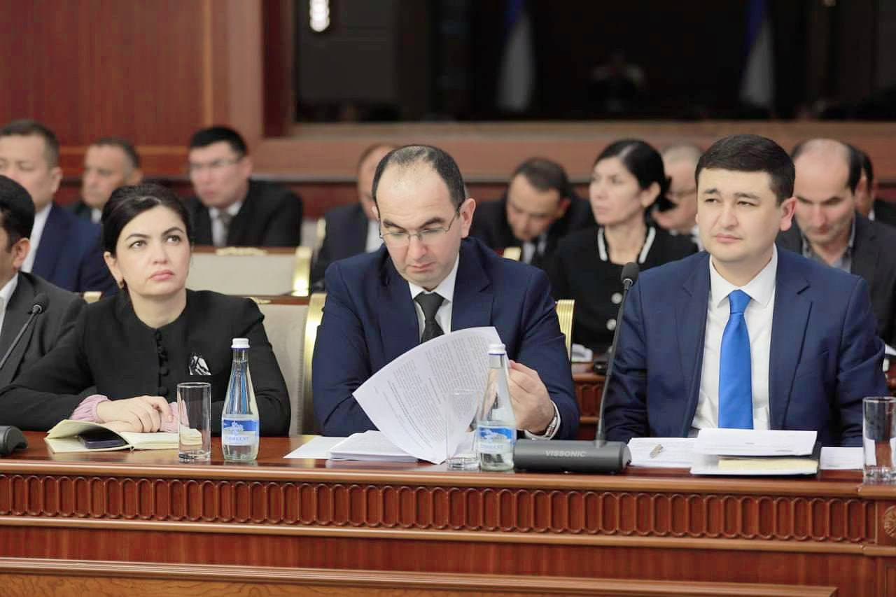 OLIY SUD PLENUMI MAJLISI BO'LIB O'TDI