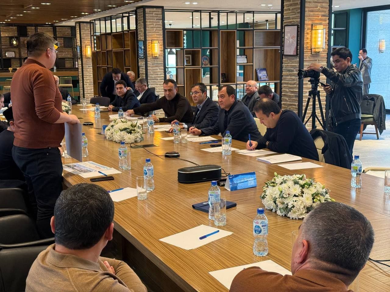 Samarqandda tadbirkorlar bilan ochiq muloqot bo‘lib o‘tdi