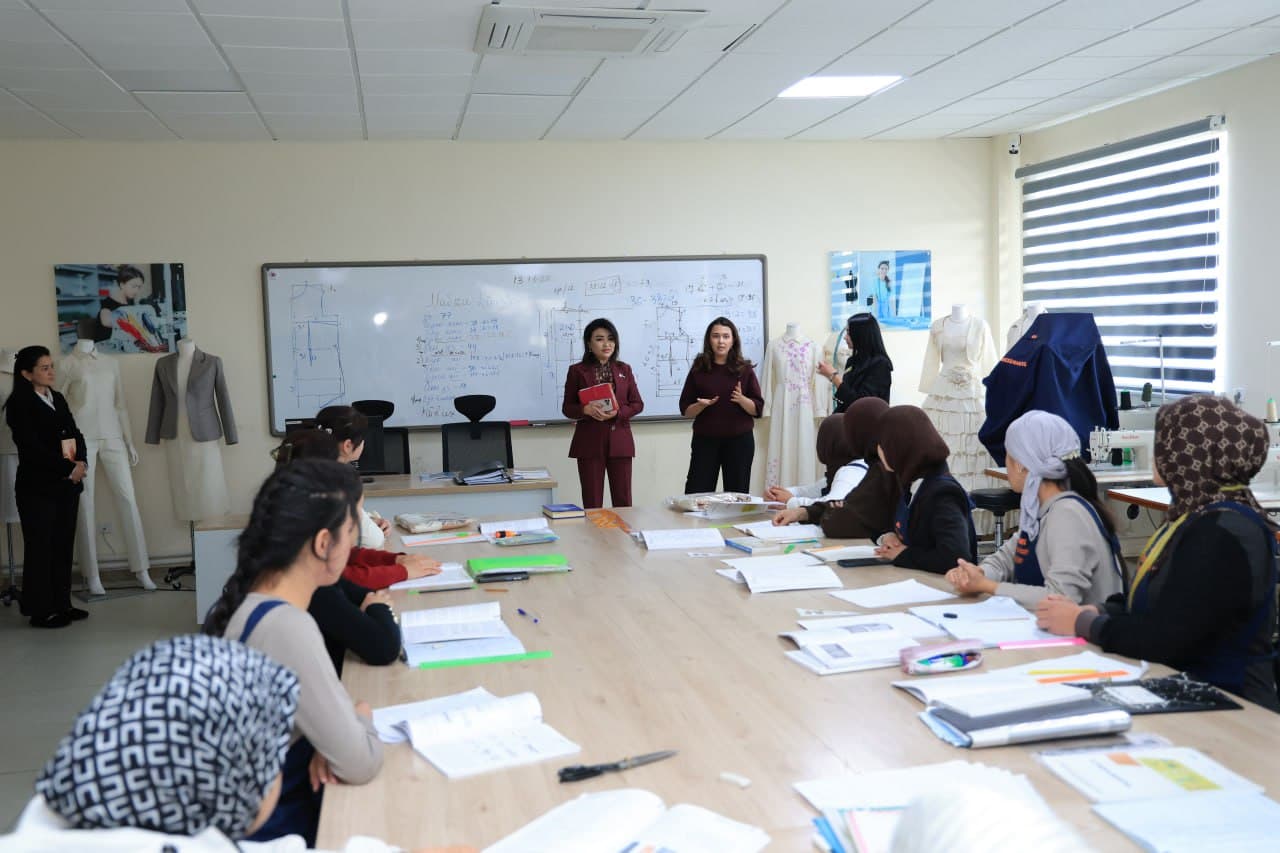 Yoshlar bilan uchrashuv