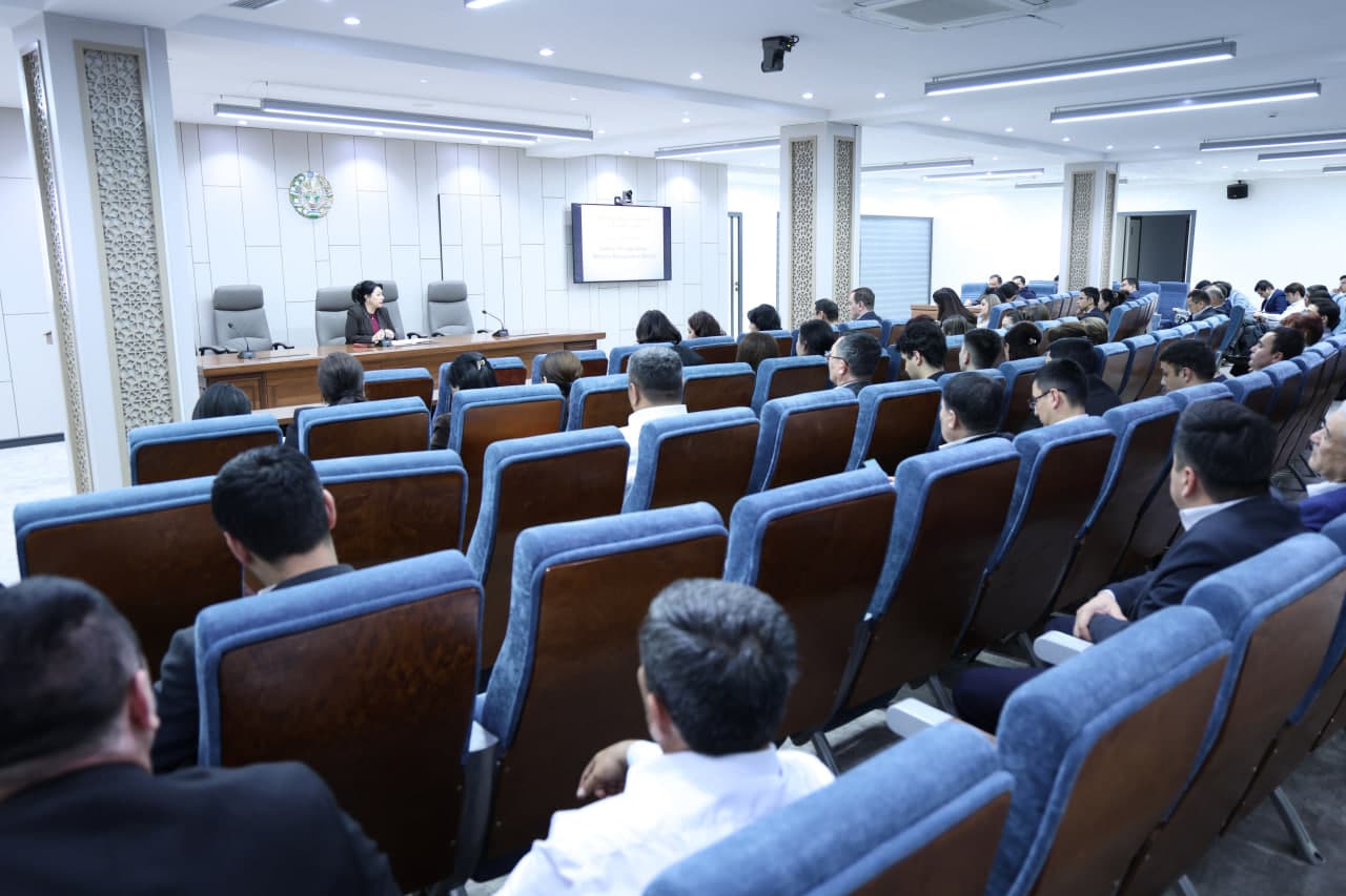 Ayоllar va bolalar huquqlarini himoyа qilish masalalari bo‘yicha seminar o‘tkazildi