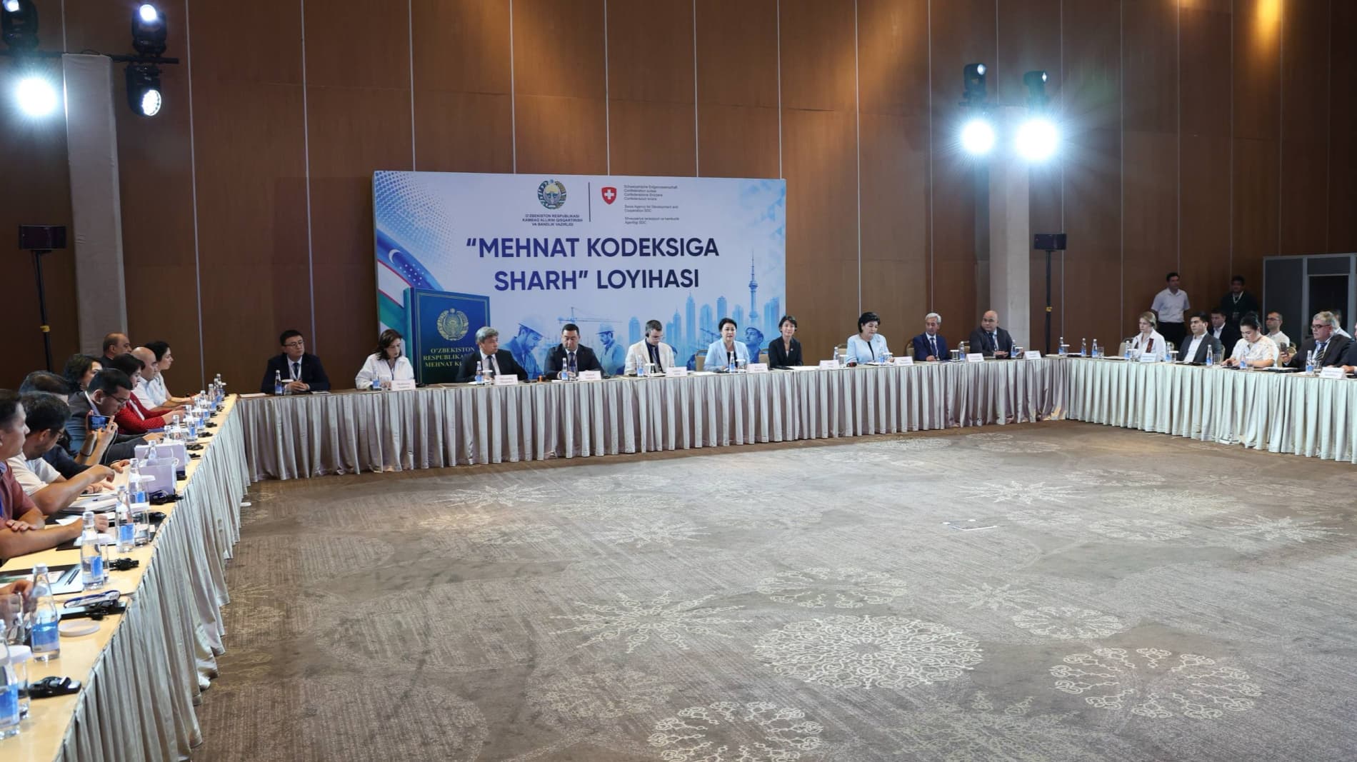 "Mehnat kodeksiga sharh" loyihasi taqdimoti