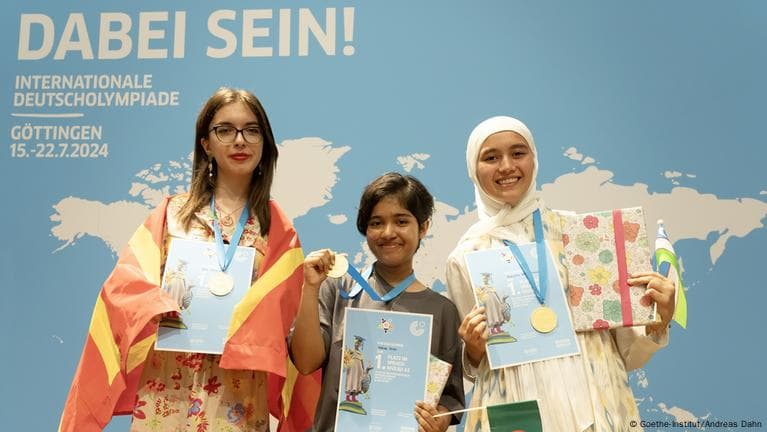 An Uzbek Girl Won the World German Language Olympiad.
