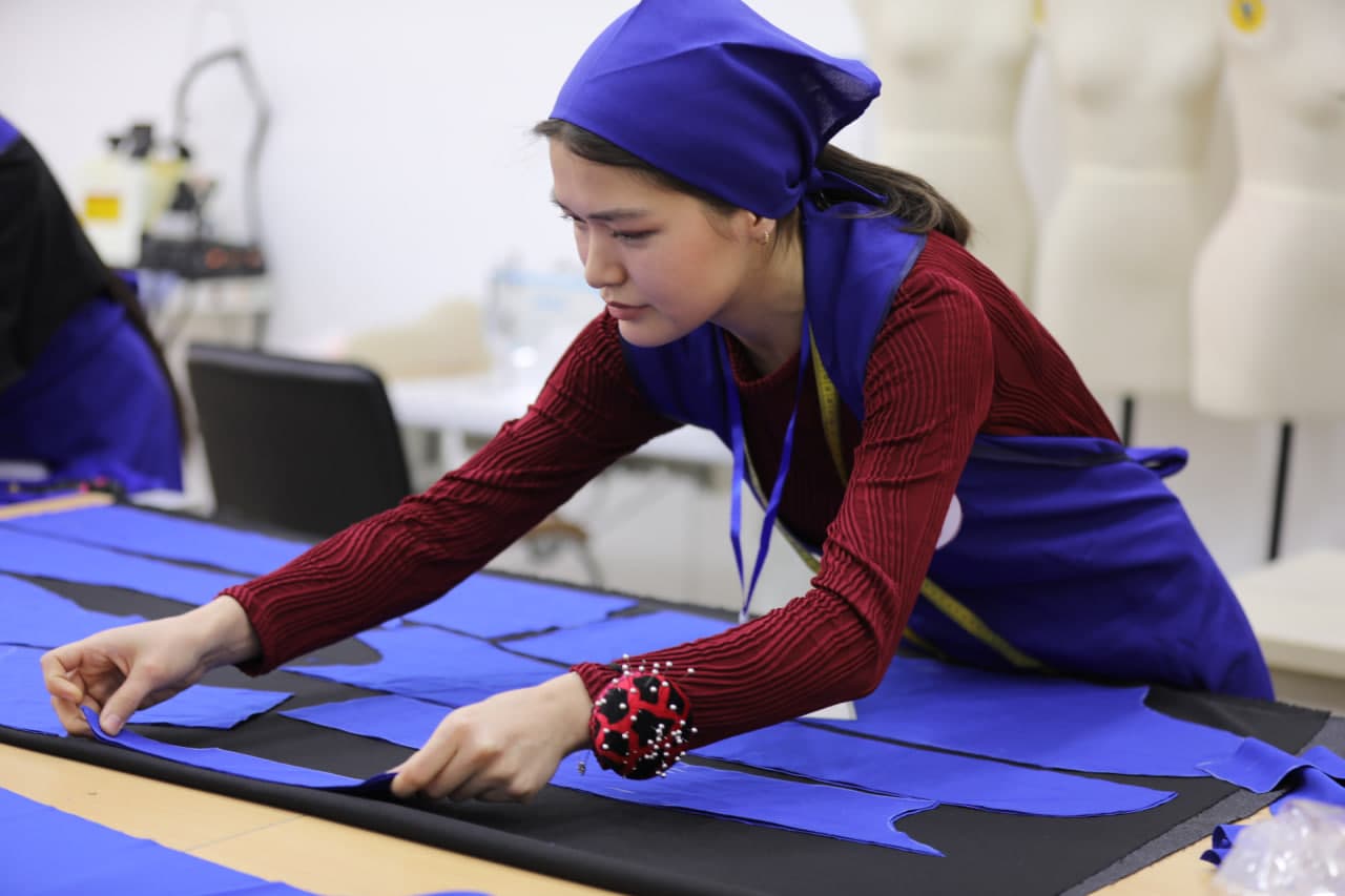 Eng kuchli kasb egalari final bosqichida kuch sinashmoqda!