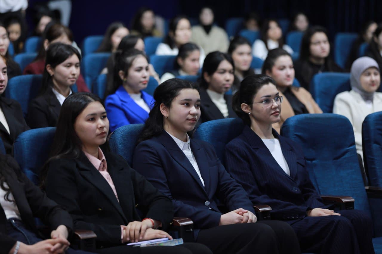 “Kelajak: ilmli qizlar hamjamiyati” forumi qizg‘in kechdi