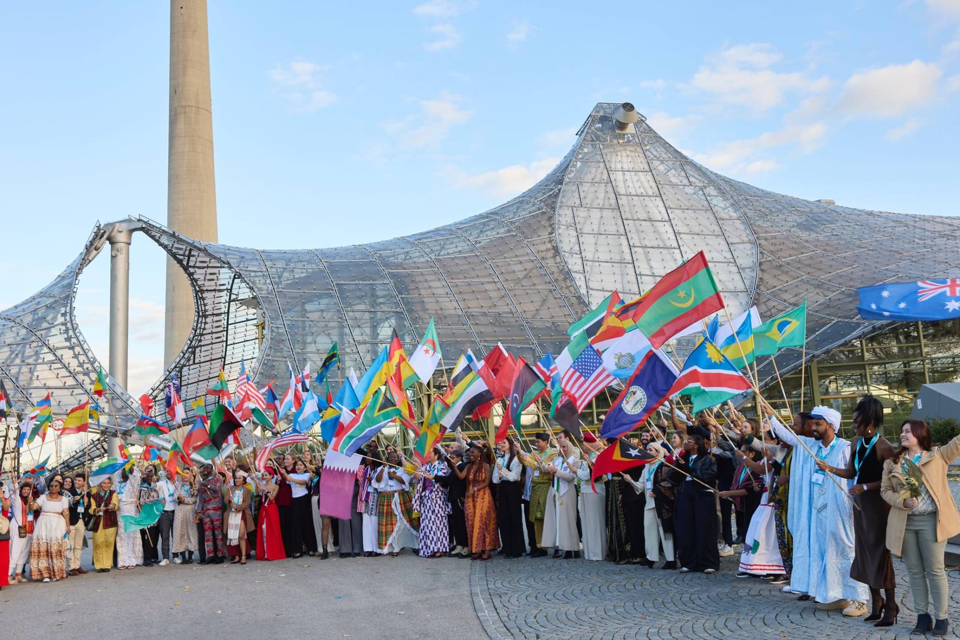 Молодёжь Узбекистана на саммите «Единый молодой мир 2025»!