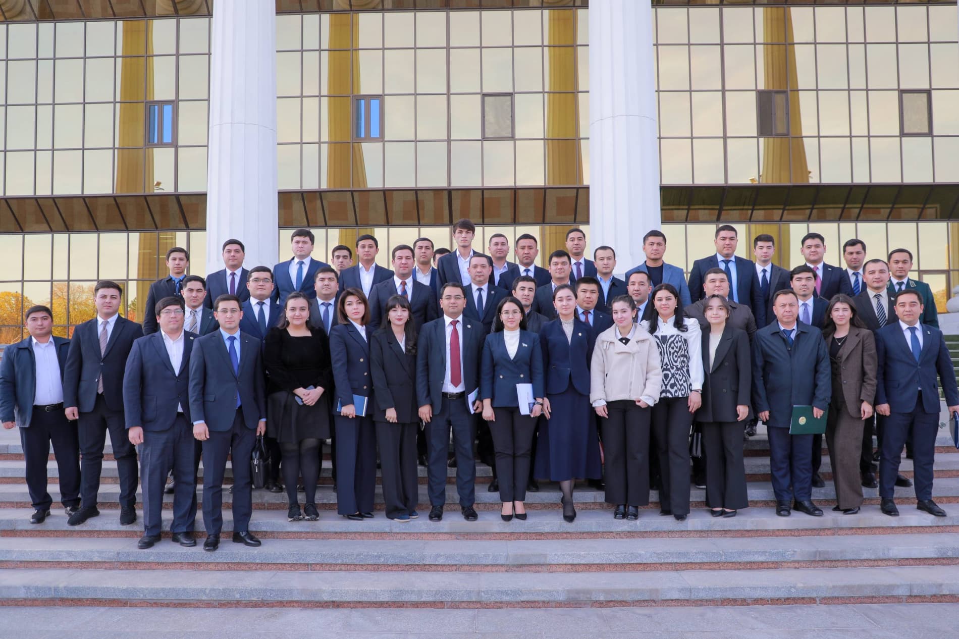 Vazirlik, idora va tashkilot rahbarlarining yoshlar masalalari bo‘yicha maslahatchilari bilan muloqot