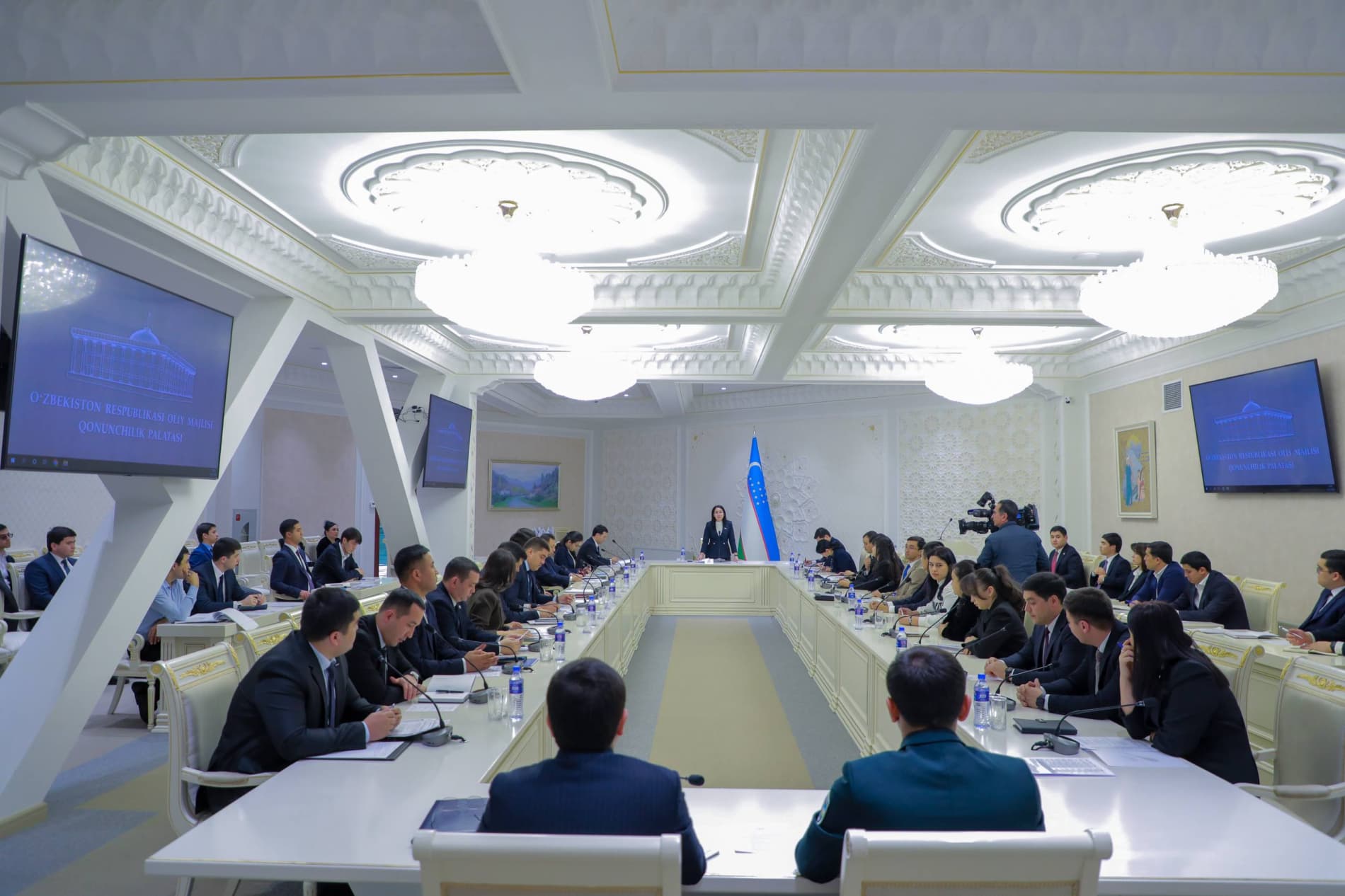 Vazirlik, idora va tashkilot rahbarlarining yoshlar masalalari bo‘yicha maslahatchilari bilan muloqot