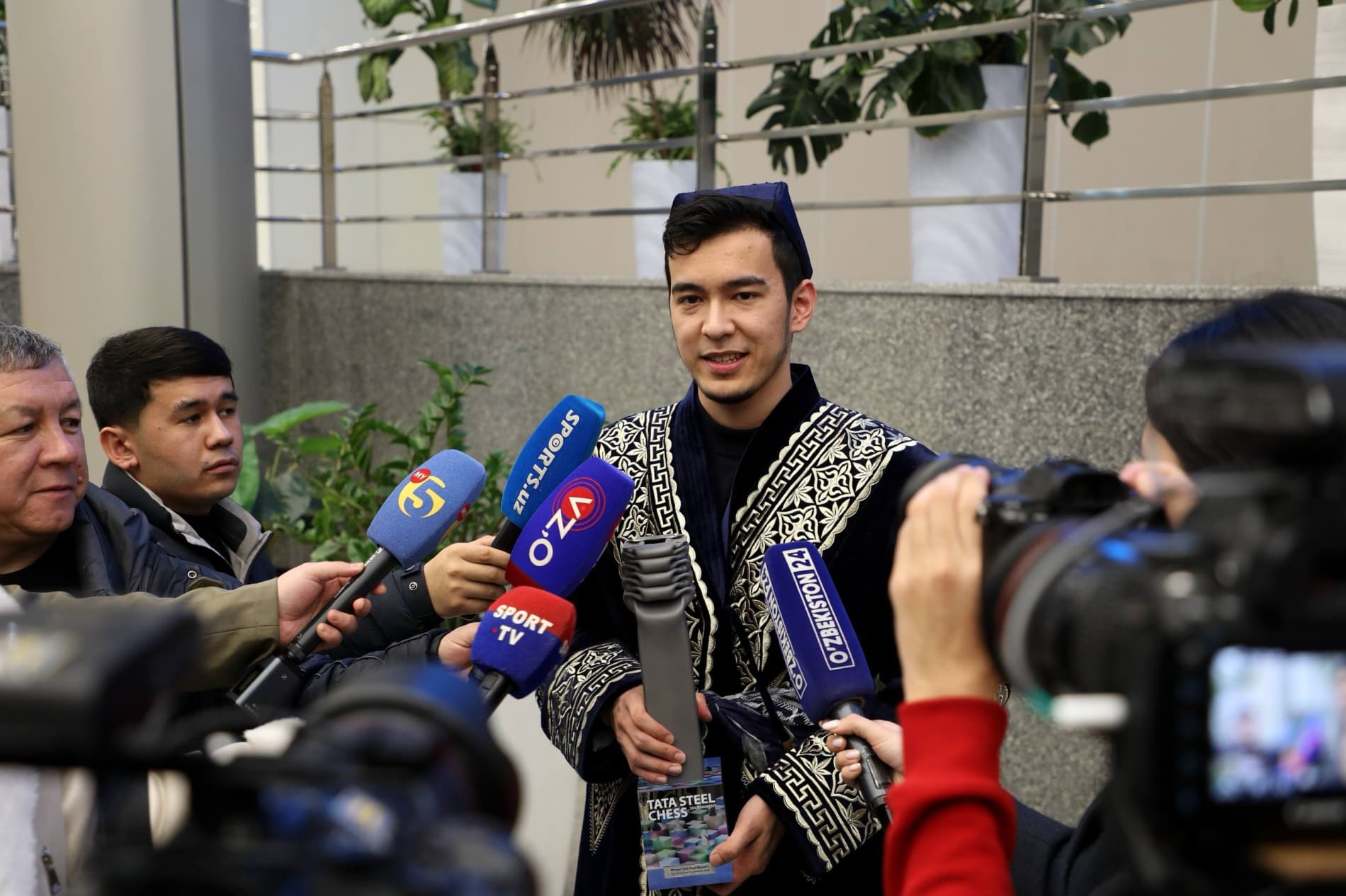 «Шахматы Tata Steel 2026» — наших соотечественников встретили торжественно!