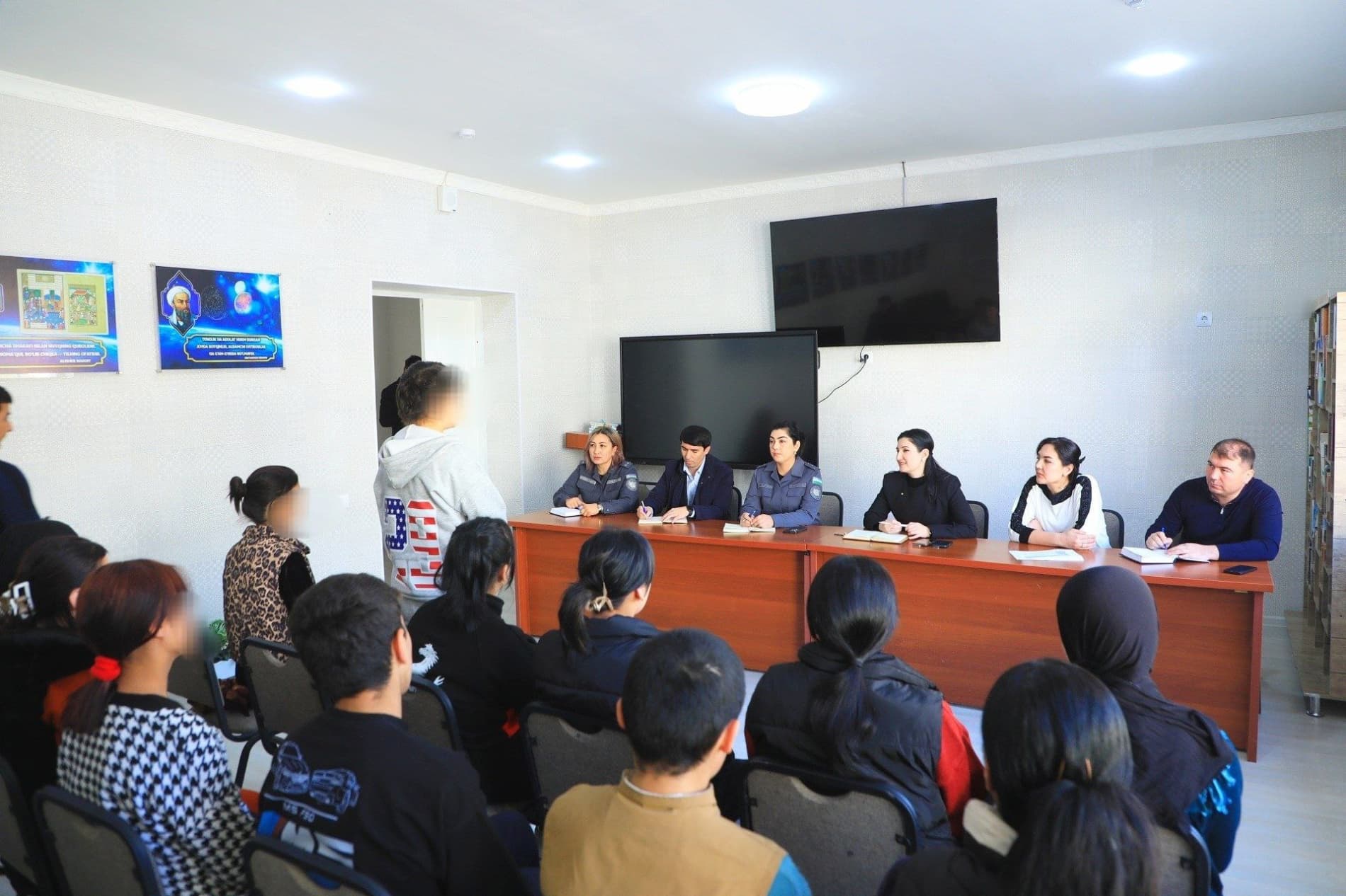 Surxondaryoda “xavfsiz muhit” va yoshlar bilan muloqot