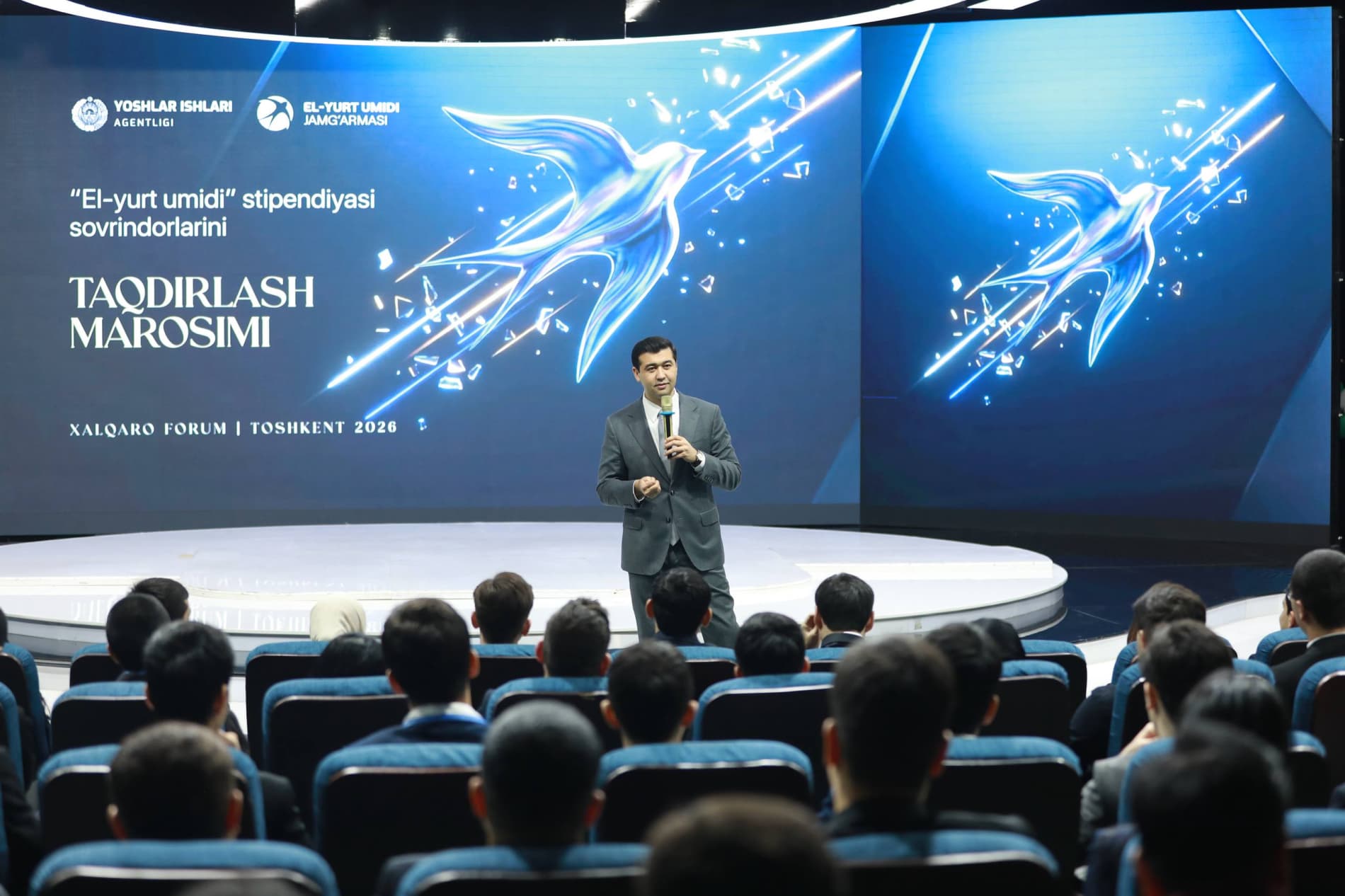 “El-yurt umidi” stipendiatlari Yoshlar ishlari agentligida