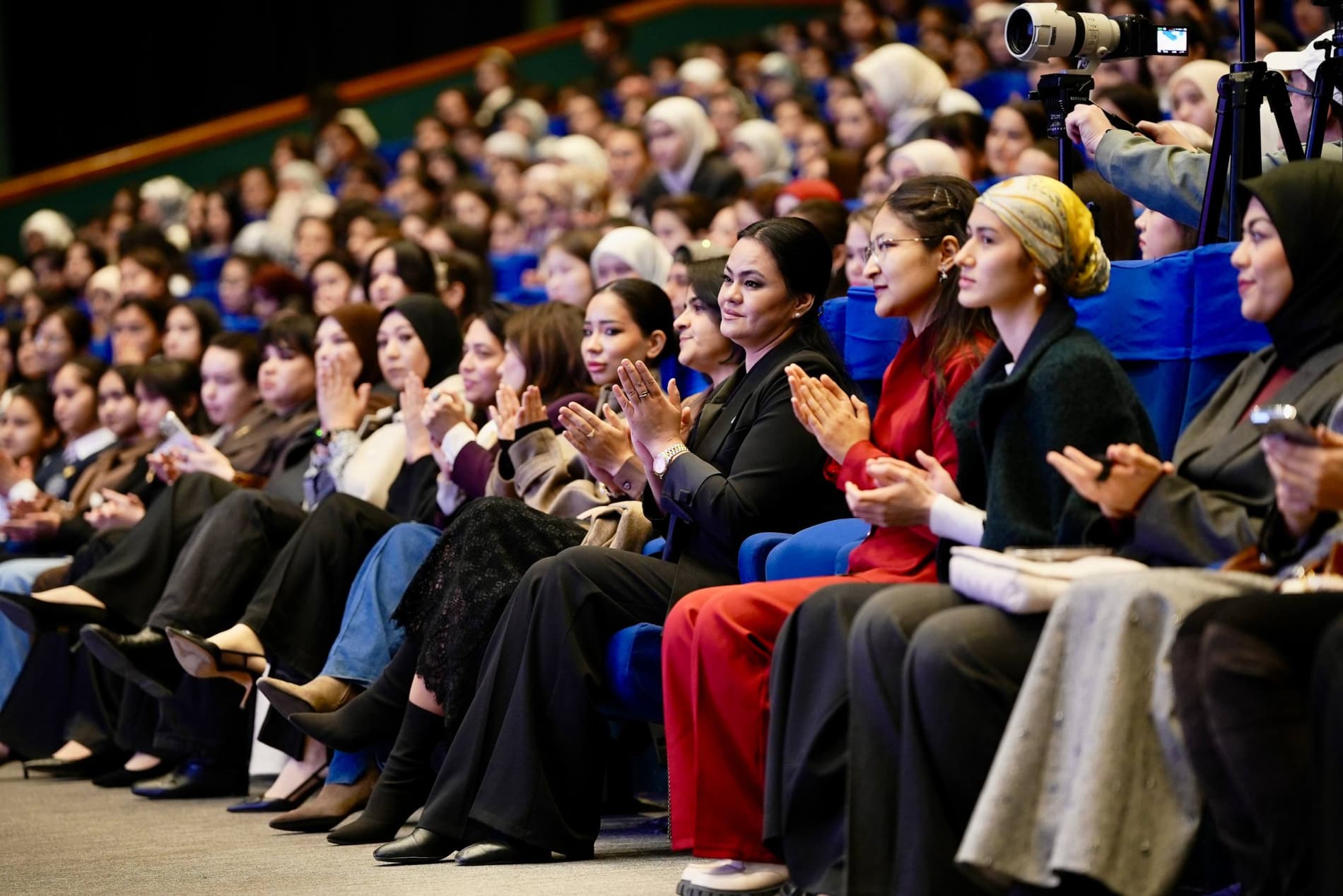 Каждая девушка — будущий лидер!