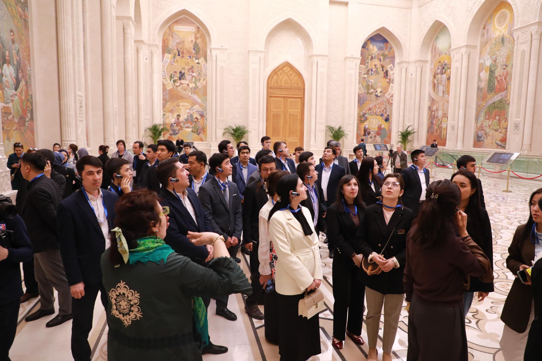 Ma’naviyat va tarix bilan yuzlashib: Jamoamiz O‘zbekistondagi Islom sivilizatsiyasi markazida!