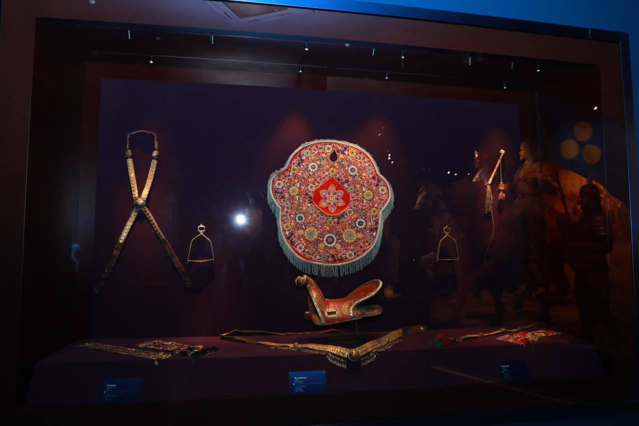Youth Visit Amir Temur Square and the State Museum of the History of the Timurids