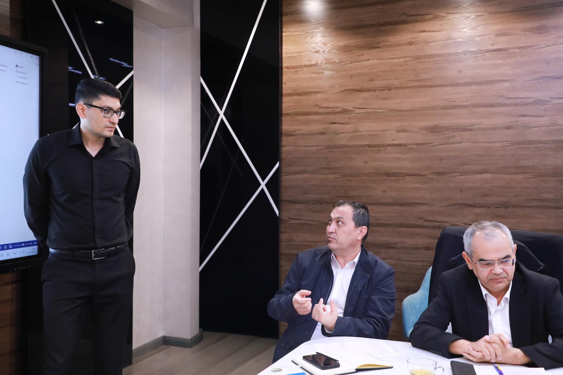Bitiruvchilar bandligi: byurokratik to‘siqlar qanday bartaraf etiladi?