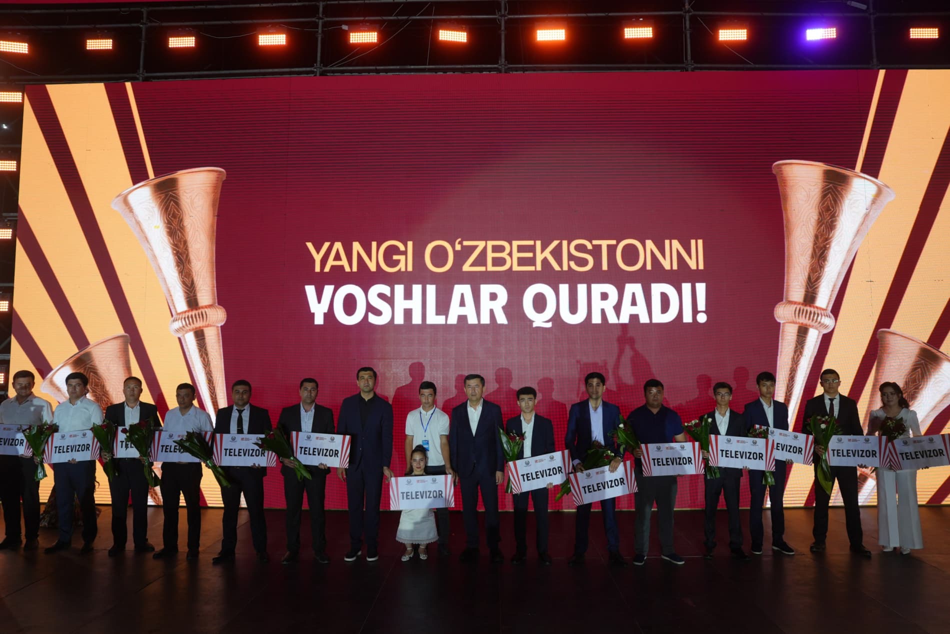 Gulistonda yorqin oqshom: Sirdaryo yoshlari bitta maydonda!