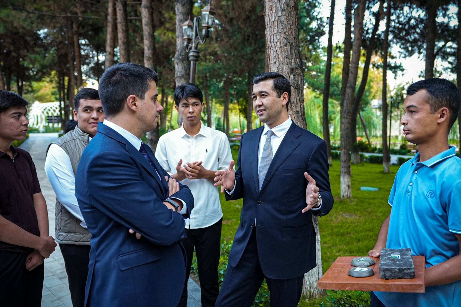 Felipe Paullier Samarqanddagi Yoshlar kreativ shaharchasida mehmon bo‘ldi
