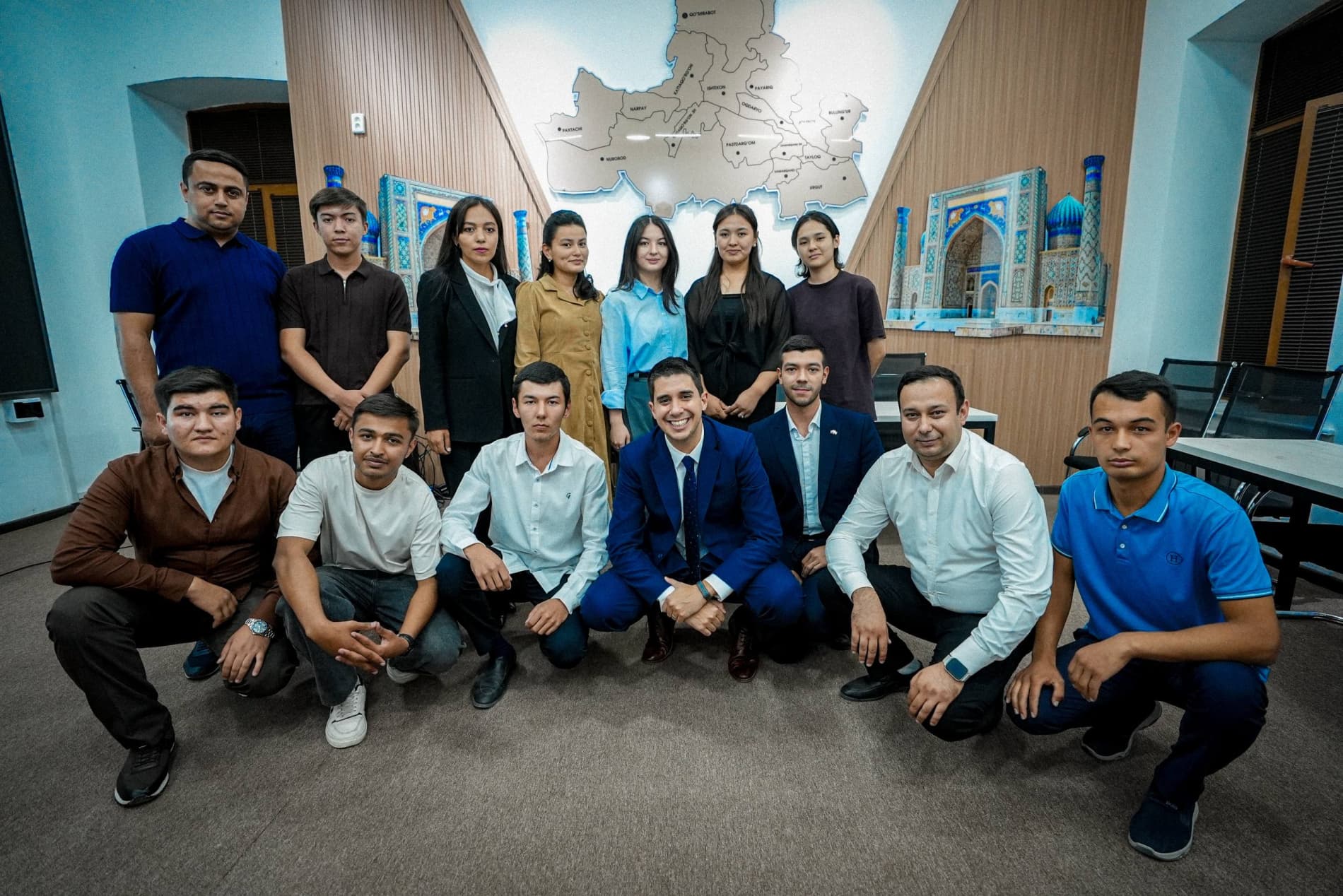 Felipe Paullier Samarqanddagi Yoshlar kreativ shaharchasida mehmon bo‘ldi